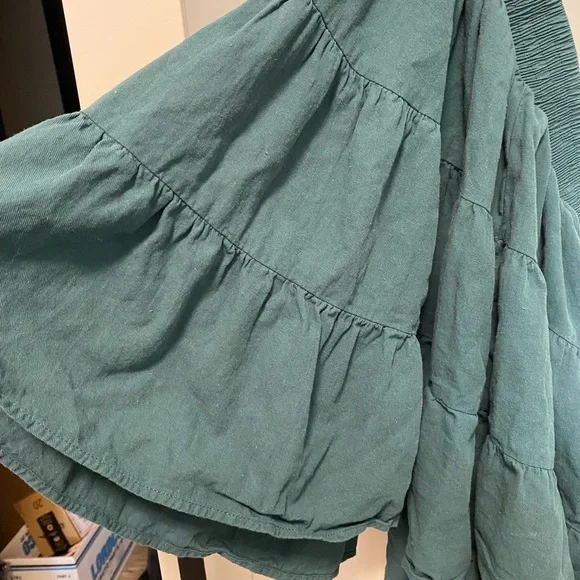 Asymmetrical Green Dress - Picture 7 of 9